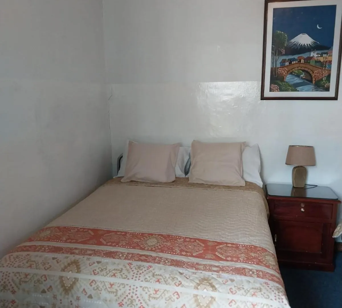 Hostal Benalcazar Quito 3*,